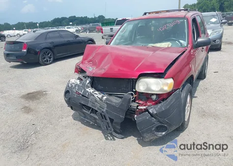 2005 Ford Escape Xls из США, поврежденный, VIN 1FMYU02Z05KA03183